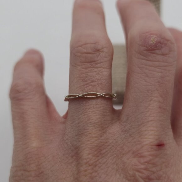 Size 7 Sterling Silver Handmade Rough Odd Band Ring A3096 - Picture 2 of 7